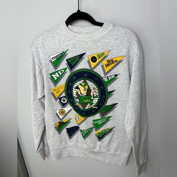 Notre Dame VINTAGE Crewneck Fighting Irish Large Made In U.S.A - Picture 1 of 3